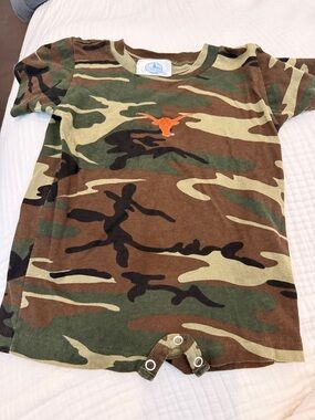 UT longhorn Camo Baby One-Piece Bodysuit with Orange Longhorn Accent